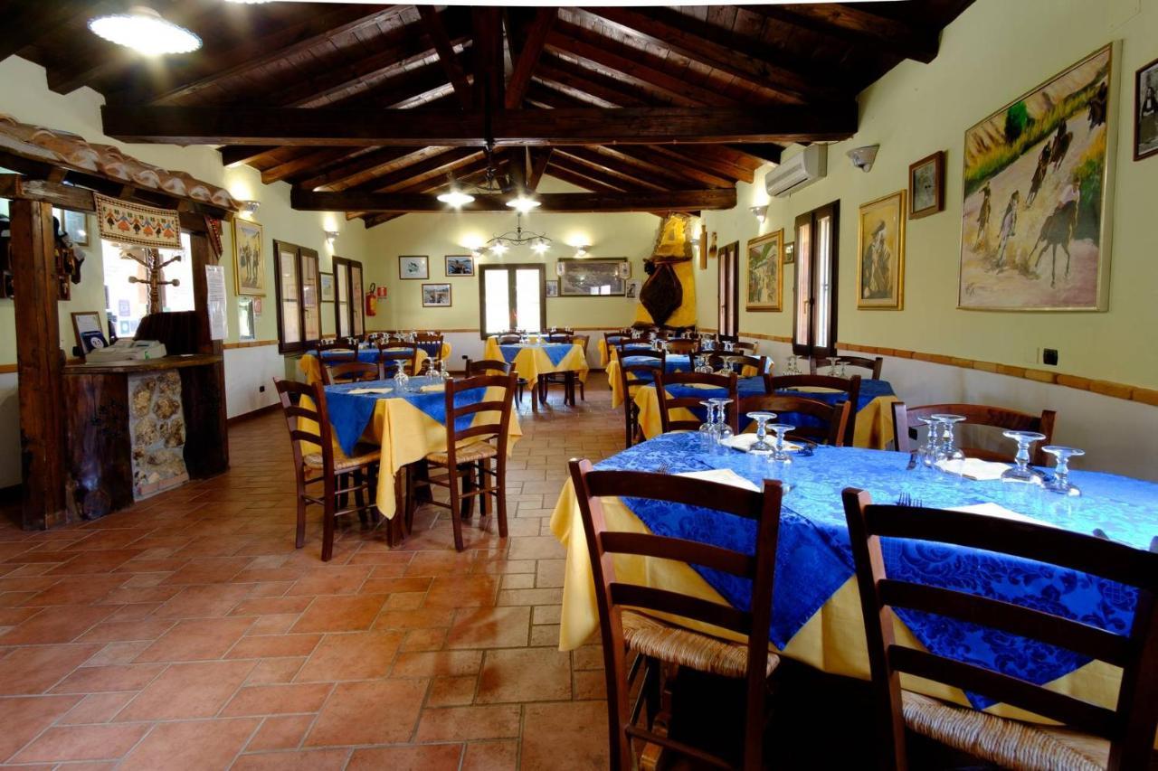 Hotel Il Nido Dell'Aquila Villanova Strisaili Exterior photo